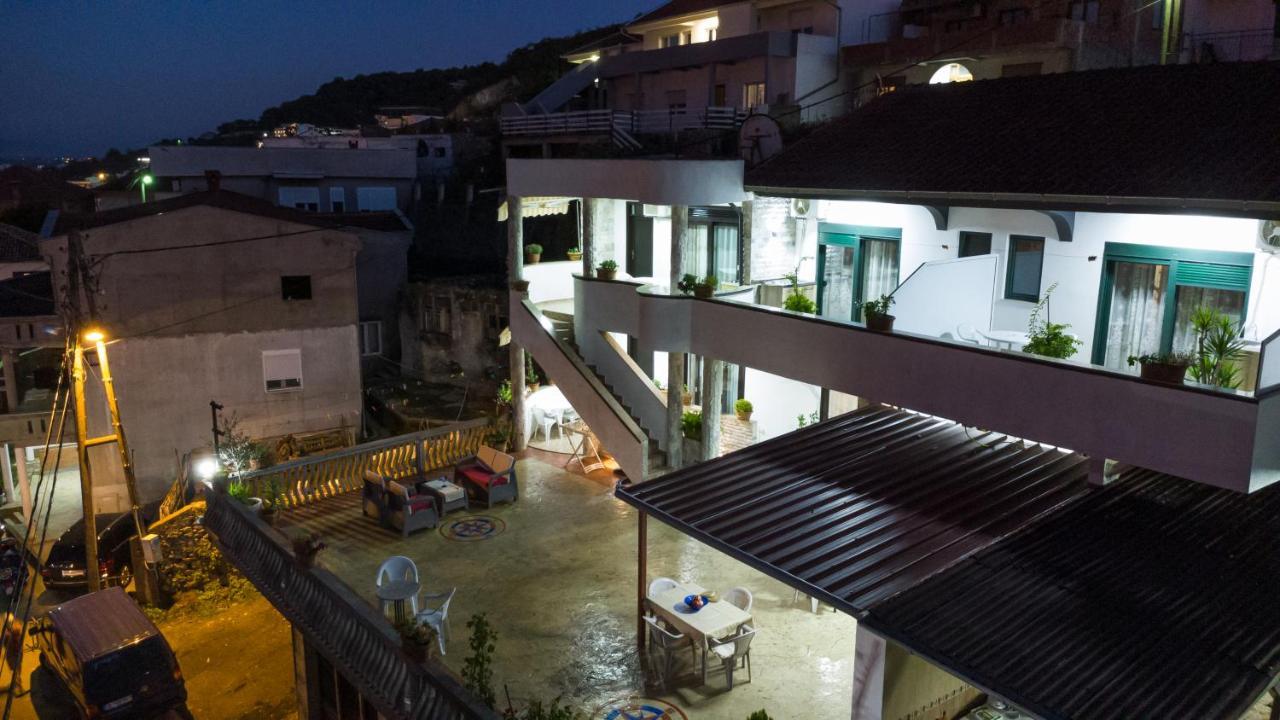 Apartments Ishmi In Center Of Ulcinj Ngoại thất bức ảnh