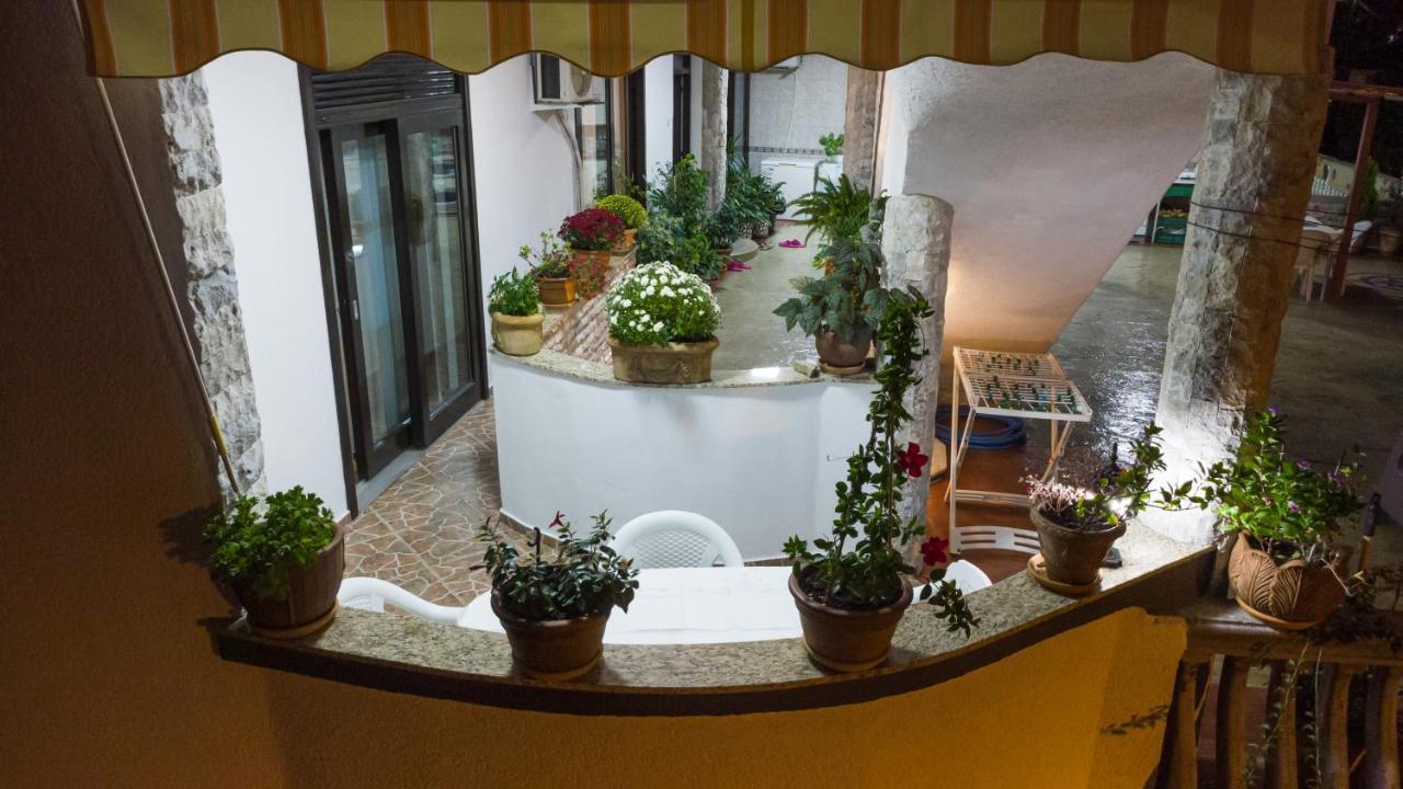 Apartments Ishmi In Center Of Ulcinj Ngoại thất bức ảnh