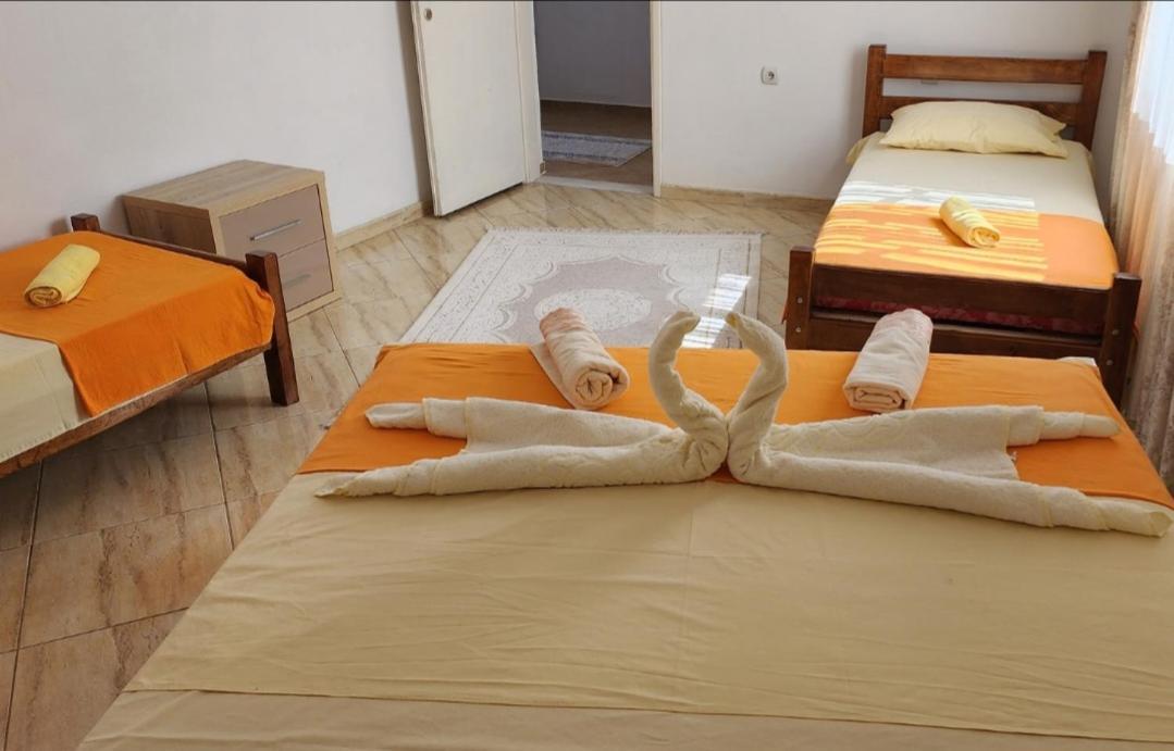Apartments Ishmi In Center Of Ulcinj Phòng bức ảnh