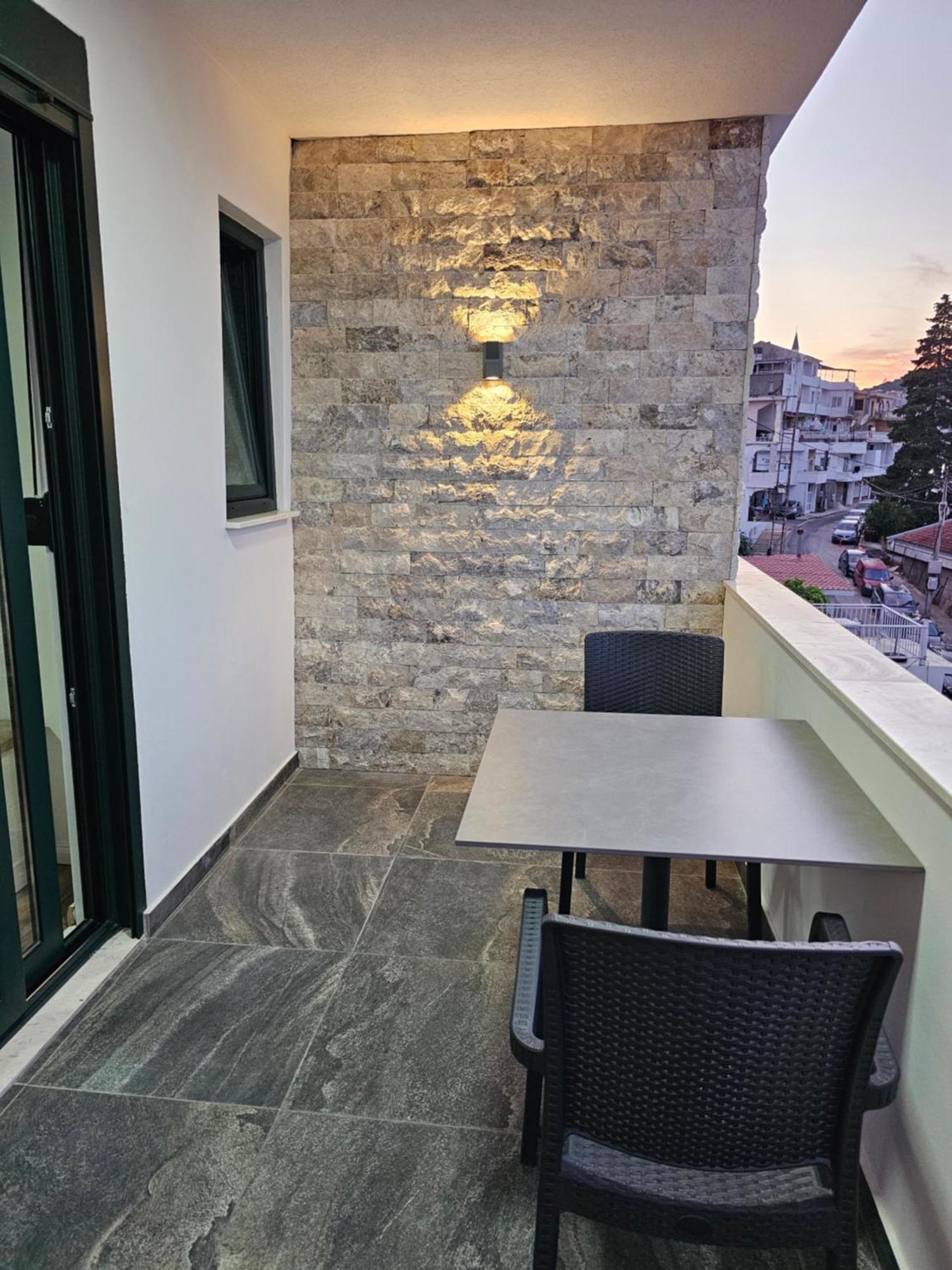 Apartments Ishmi In Center Of Ulcinj Ngoại thất bức ảnh